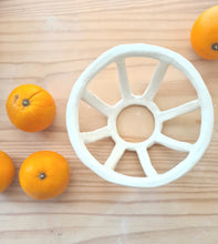 Load image into Gallery viewer, How to Make a Ceramic Coil Bowl Online Course Calico Ceramics