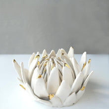 Load image into Gallery viewer, King Protea Calico Ceramics